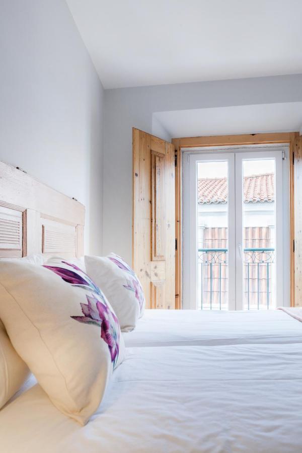 Amazing Rooftop Terrace With River And Historic City View 4 Bedrooms 4 Bathrooms Ac 19Th Century Building Chiado Лиссабон Экстерьер фото